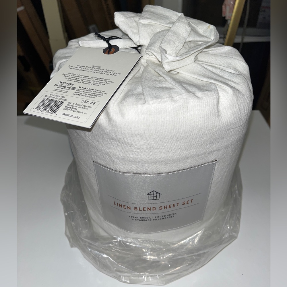Linen blend sheet set